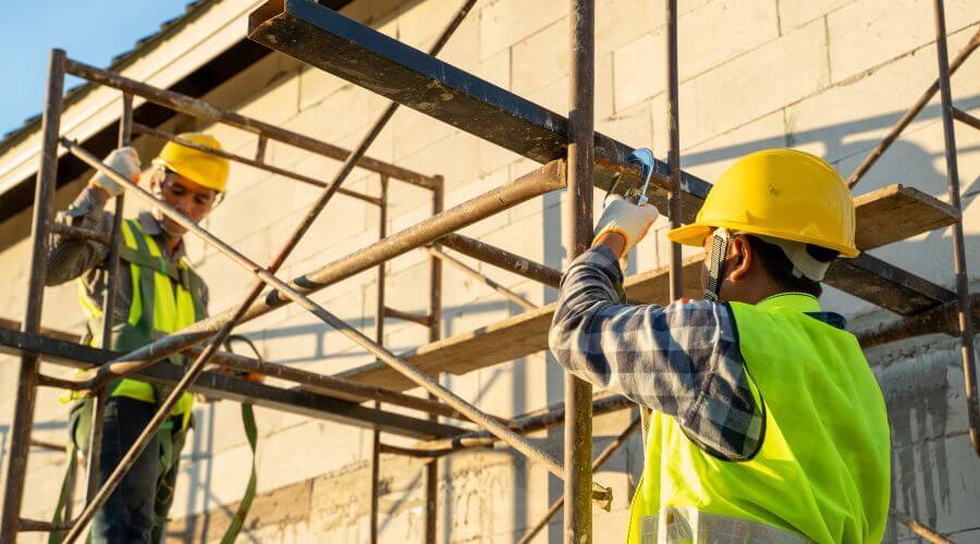 Professional fairlawn roofing services in Licking, MO